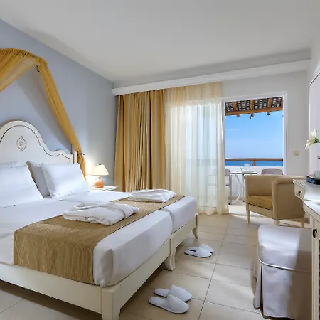 Alexander & Village 5*