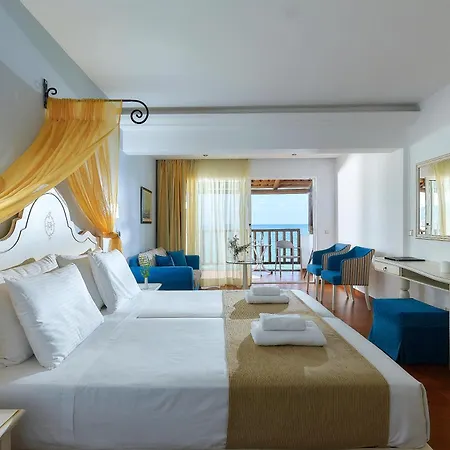Resort Alexander & Village 5*