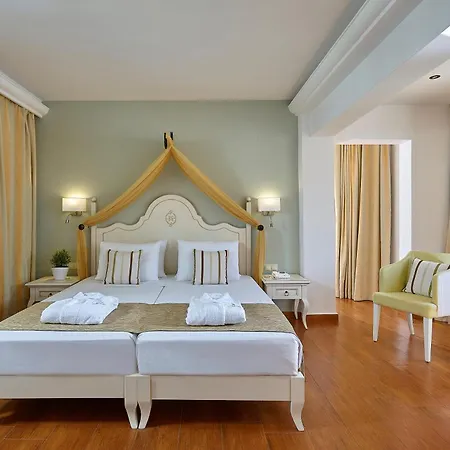 Resort Alexander & Village 5*